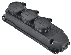 Розетка трёхместная с крышкой 16А 250В IP44 каучук черная GENERICA (РФ)