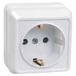 Розетка открытой установки 1-мест. с/з без з/ш 16А белый IP20 OKTAVA IEK (РФ)